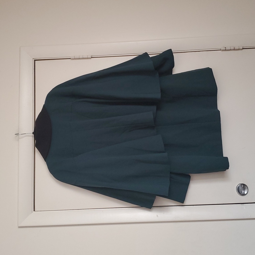 *NWT* Lively Ghosts Hunter Green Cape Coat with Black Collar - Picture 8 of 16